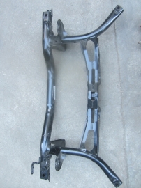 Volkswagen - Crossmember SUBFRAME ENGINE CRADLE CROSS MEMBER  - 561505373